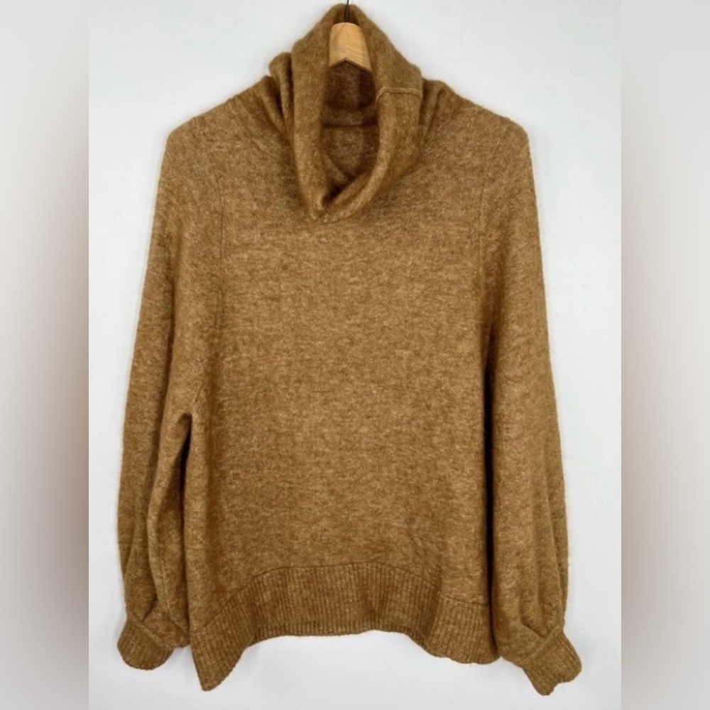 Aritzia Slouchy Turtleneck Oversized